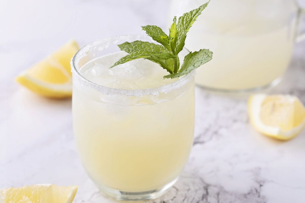 bebidas-verano-portada-elle-1658494280
